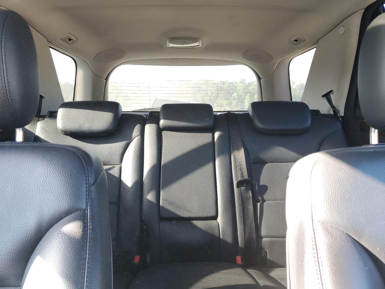 4JGBB8GB2BA627655 2011 Mercedes-Benz Ml 350 4Matic