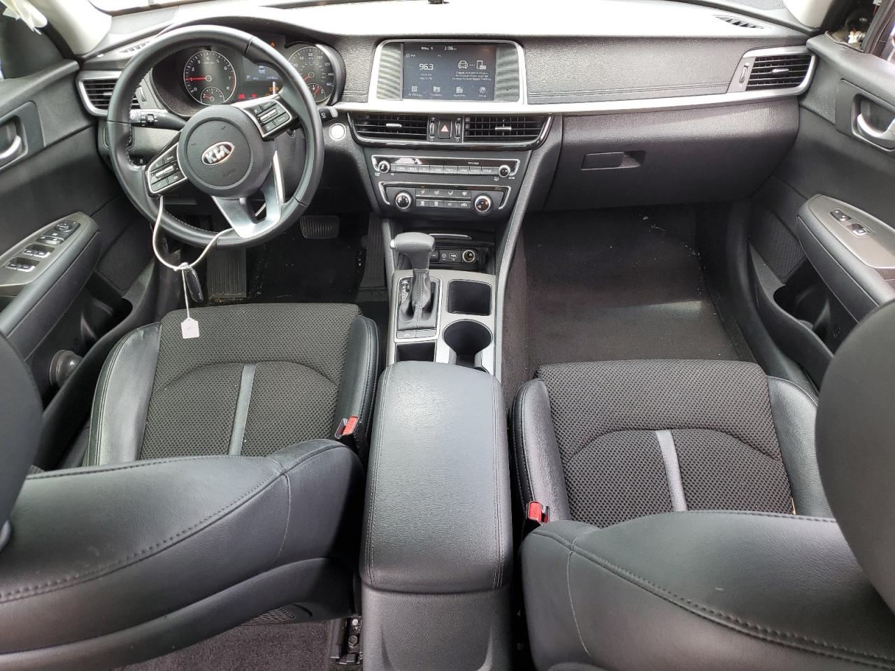 5XXGT4L32LG417268 2020 Kia Optima Lx