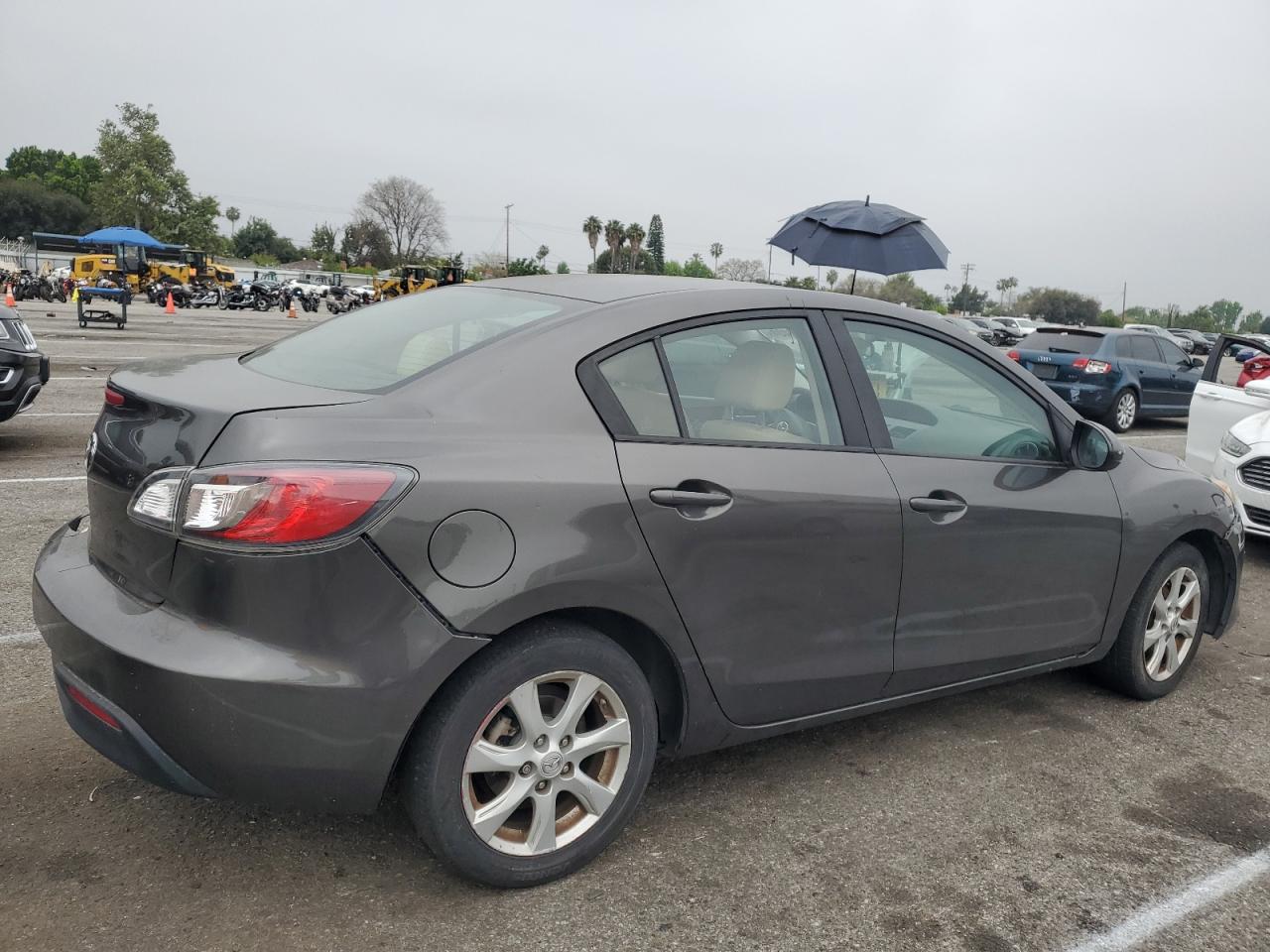 JM1BL1SG0A1189731 2010 Mazda 3 I