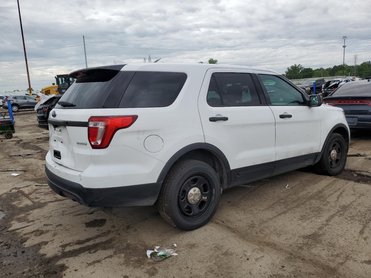 1FM5K8AT2HGE13253 2017 Ford Explorer Police Interceptor