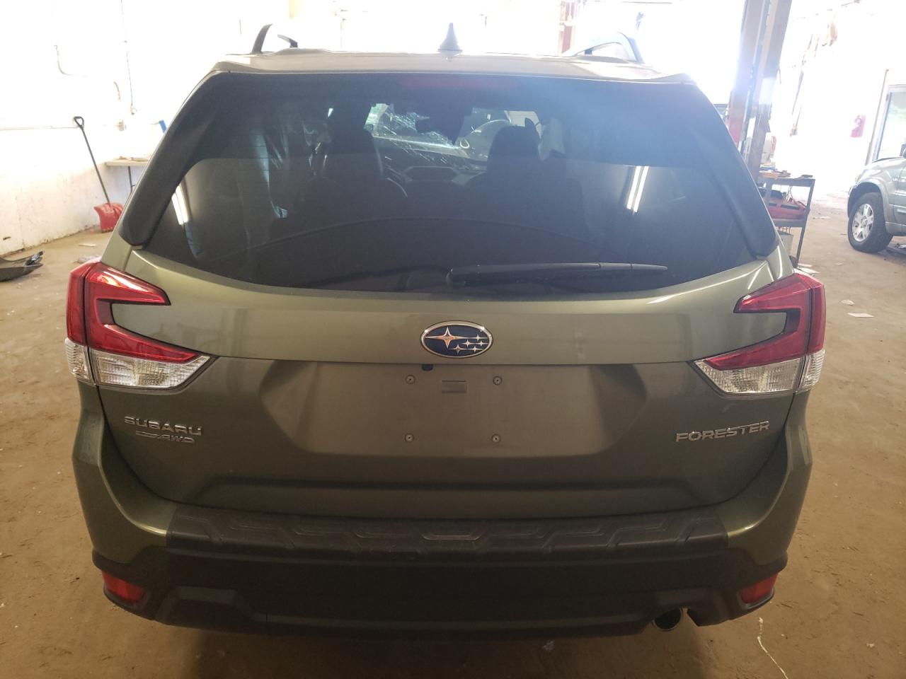 JF2SKAUC2MH497963 2021 Subaru Forester Limited