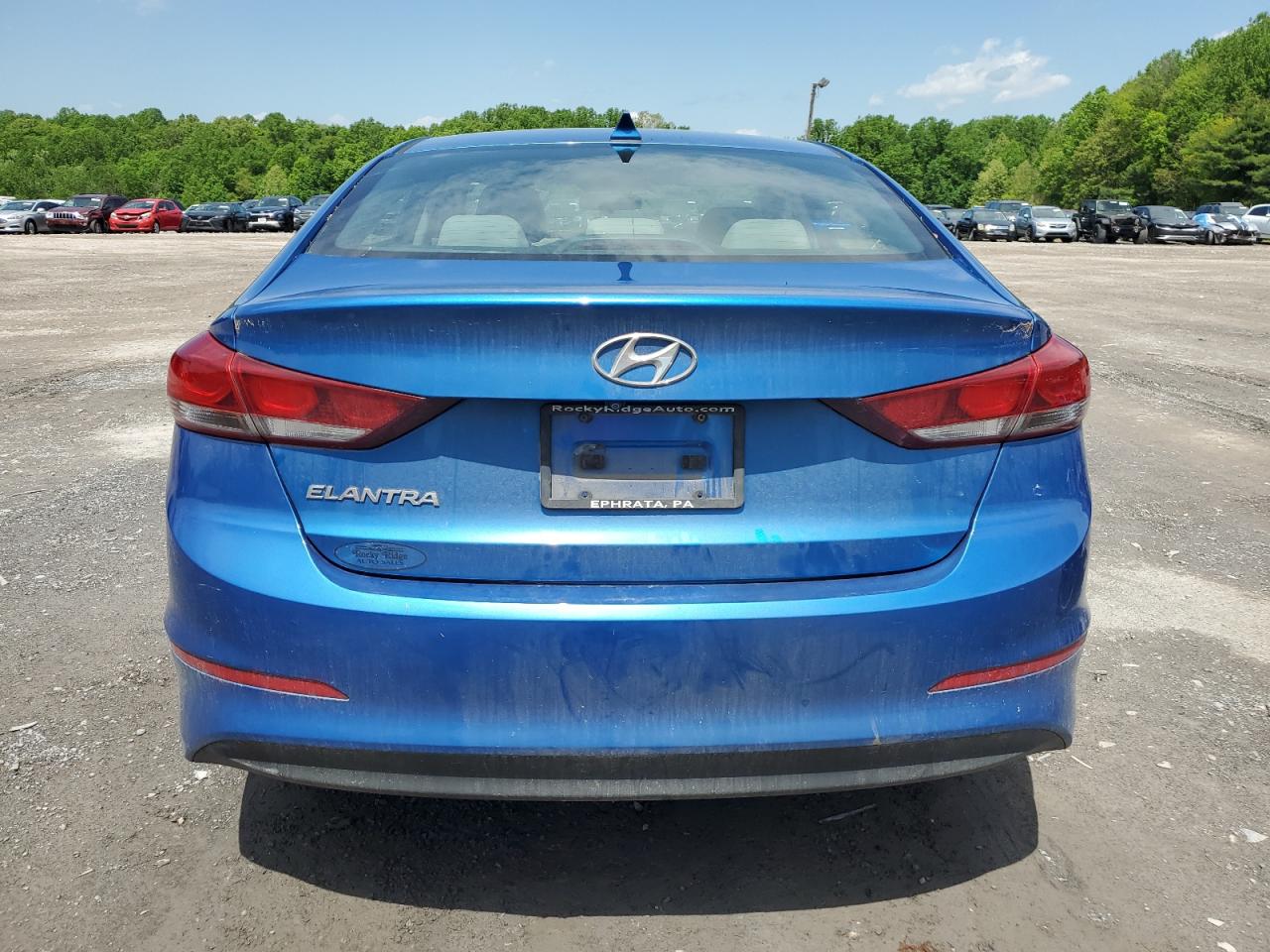 5NPD84LF4HH124675 2017 Hyundai Elantra Se