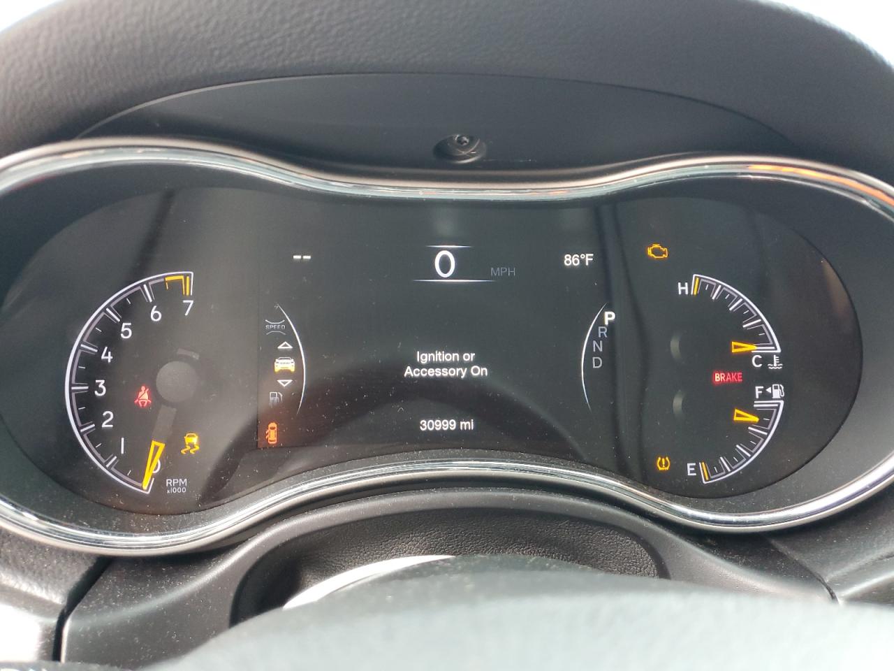 1C4RJEAGXJC241755 2018 Jeep Grand Cherokee Laredo