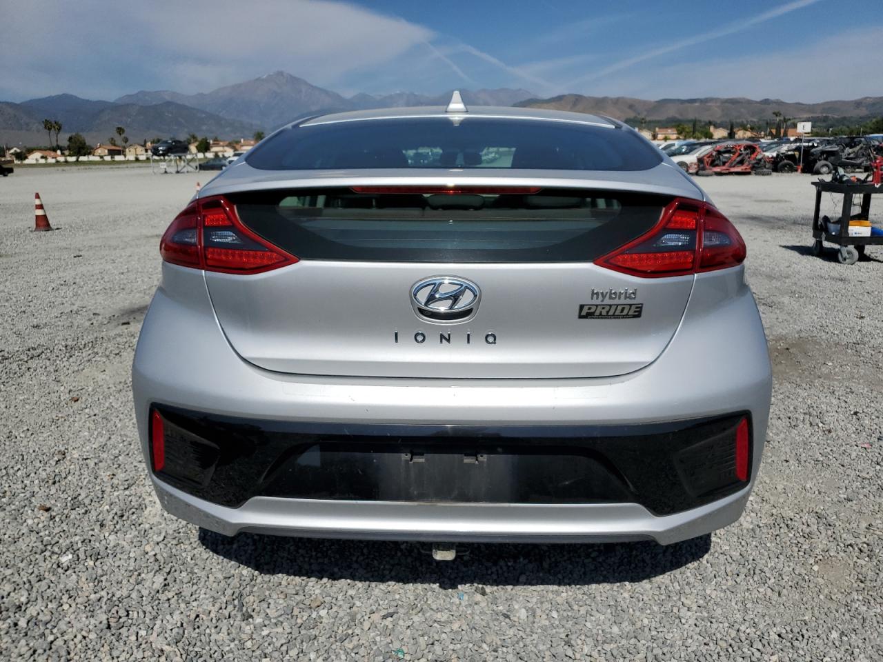 KMHC75LC4HU049973 2017 Hyundai Ioniq Sel