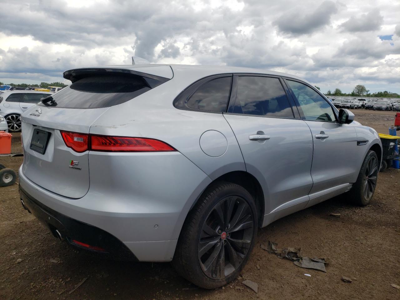 SADCP2BV2HA050910 2017 Jaguar F-Pace First Edition