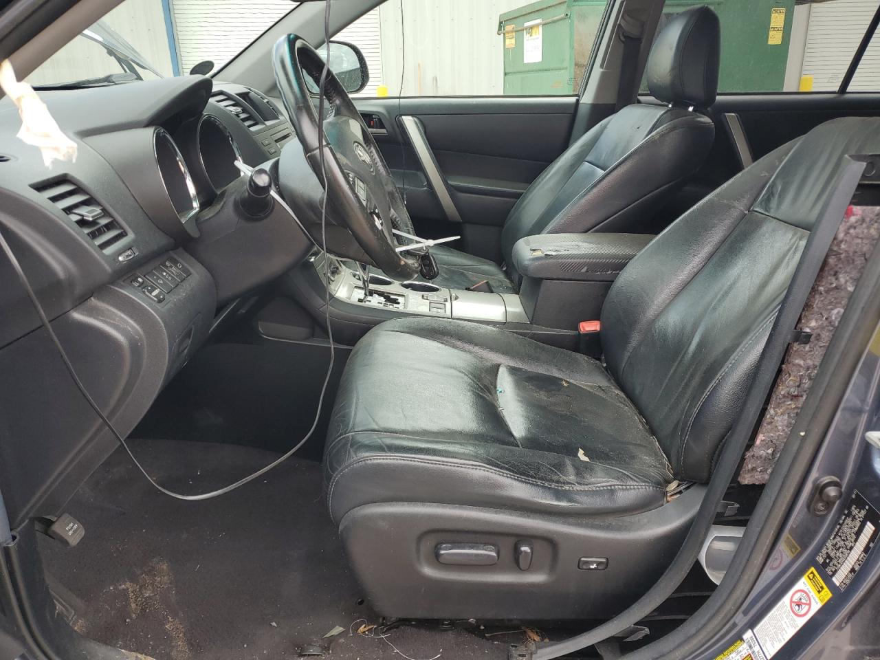 5TDBK3EH4BS068756 2011 Toyota Highlander Base