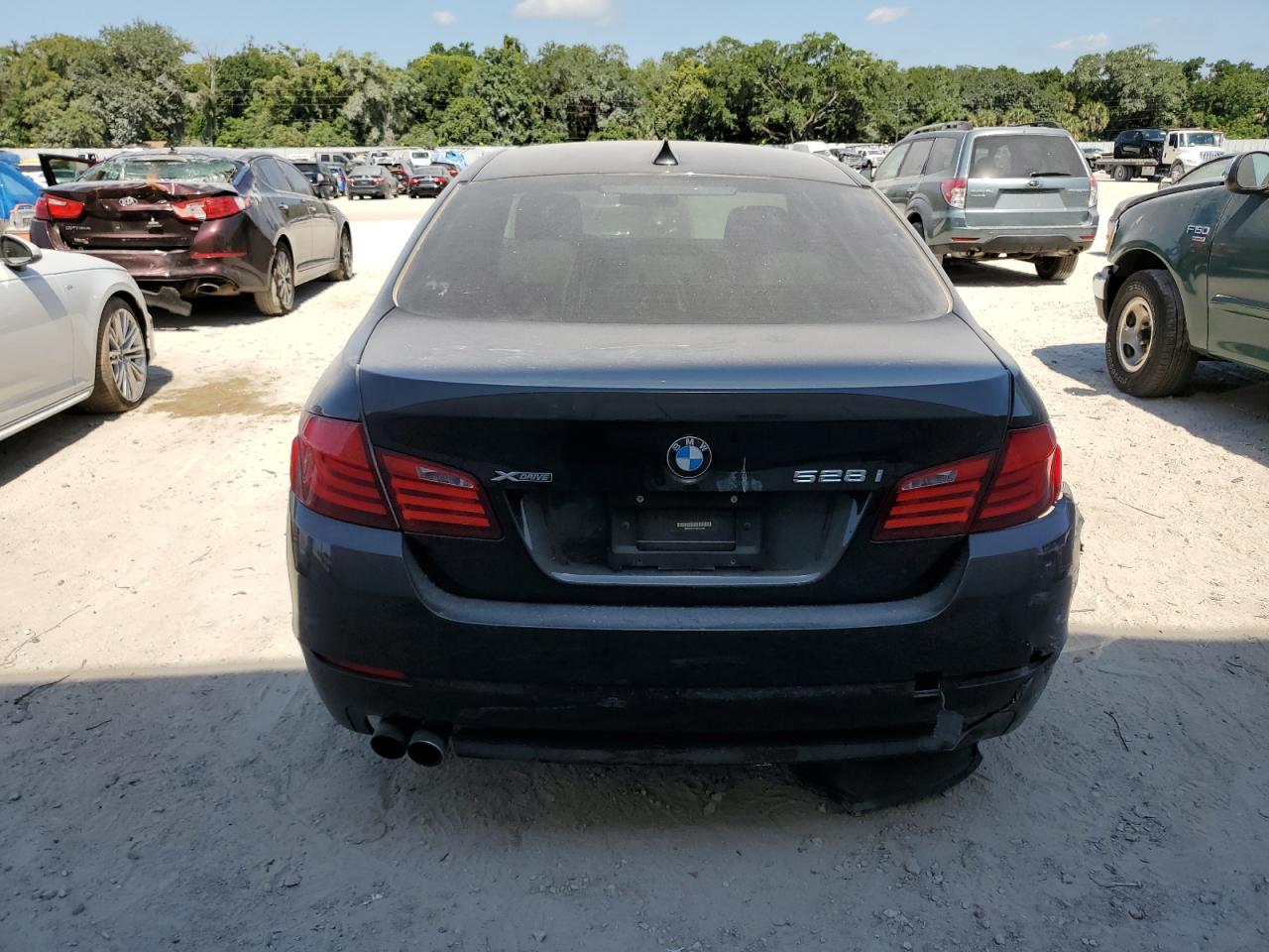 WBAXH5C51DD107288 2013 BMW 528 Xi