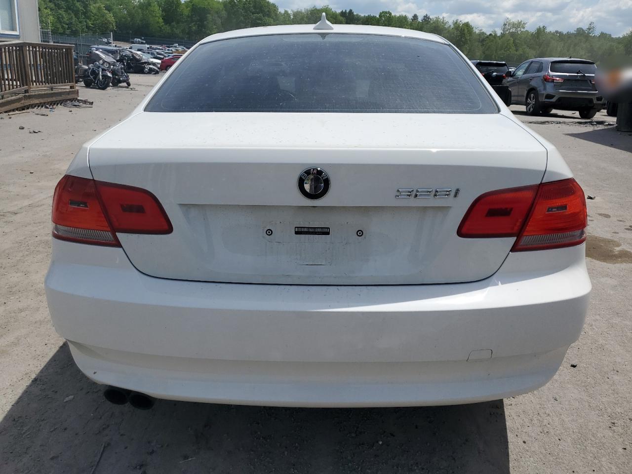 WBAWC33599PU84956 2009 BMW 328 Xi