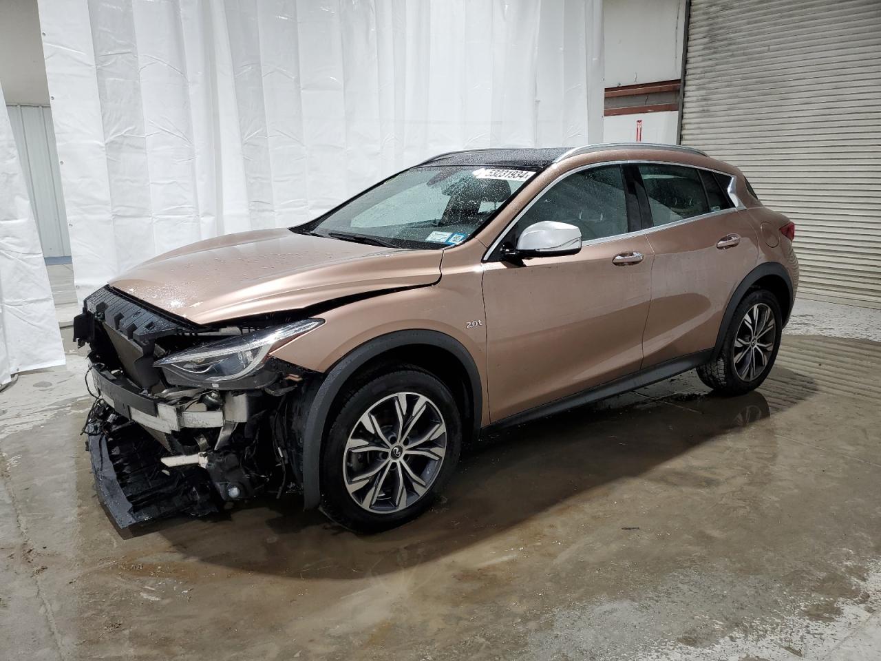 2017 Infiniti Qx30 Base vin: SJKCH5CR9HA018013