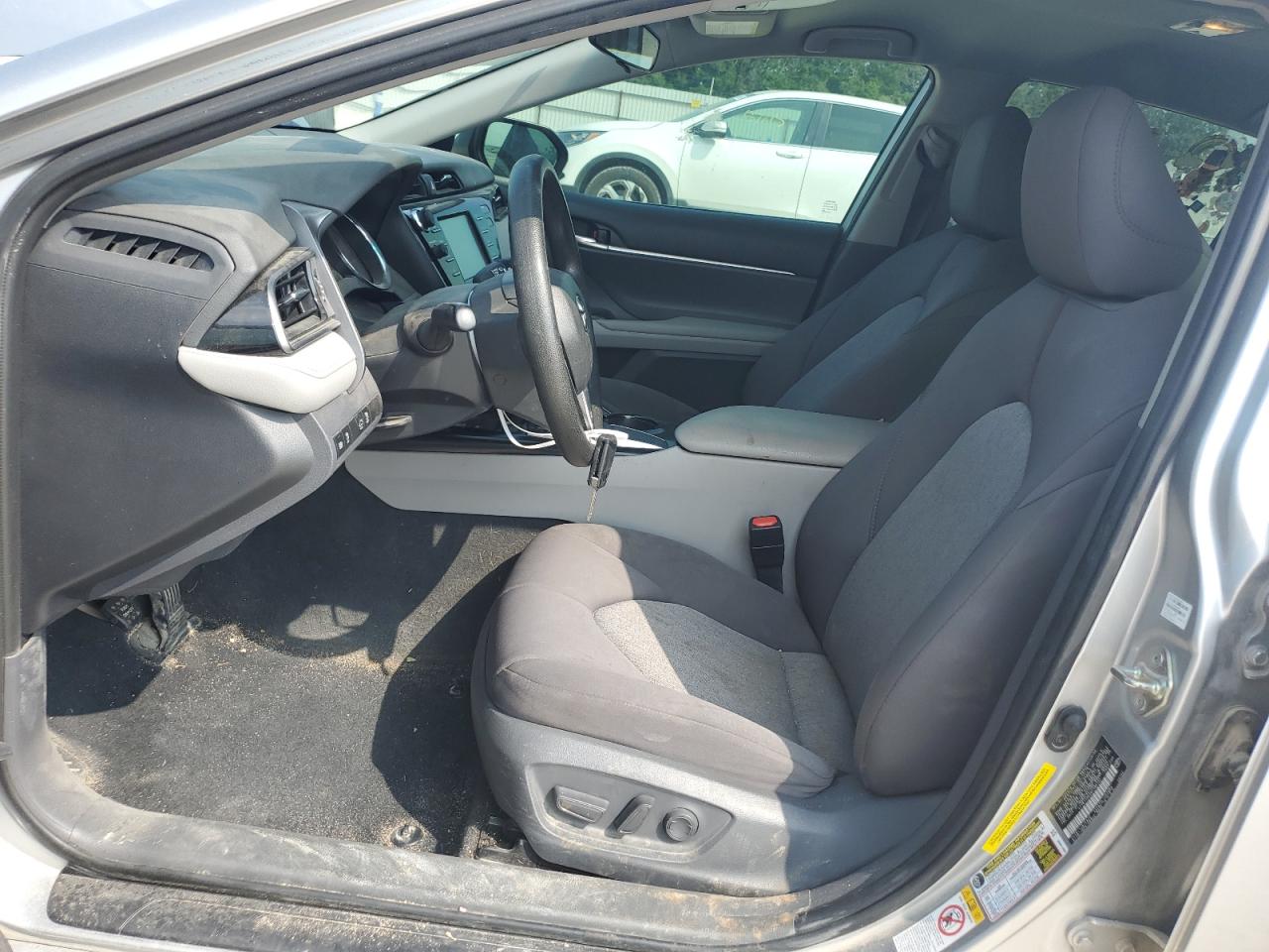 4T1B11HK5KU185137 2019 Toyota Camry L