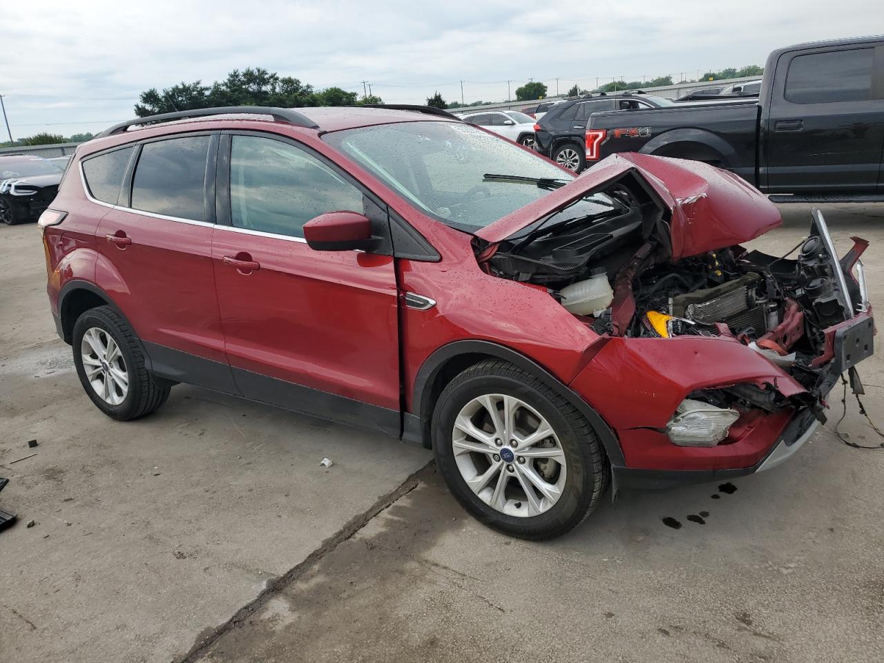 1FMCU0GD3JUC18692 2018 Ford Escape Se