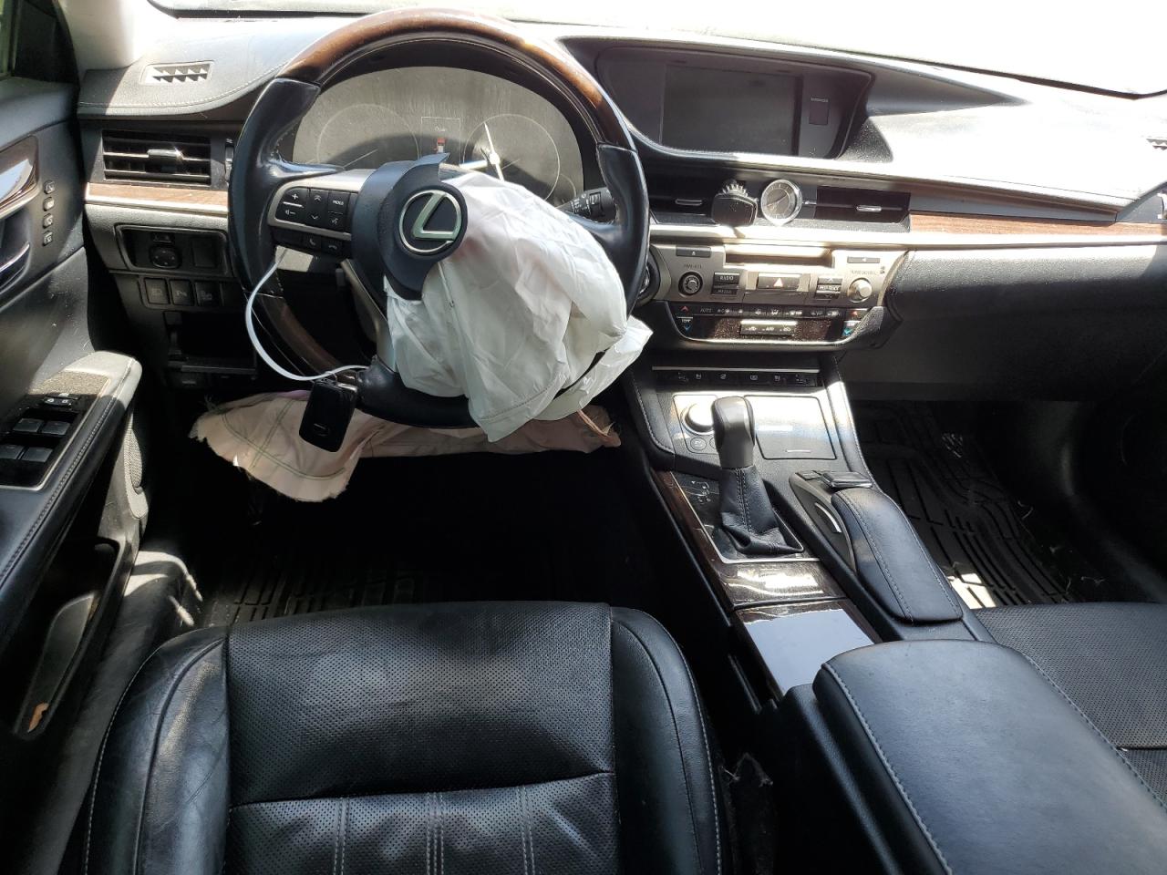 JTHBW1GG7G2110847 2016 Lexus Es 300H