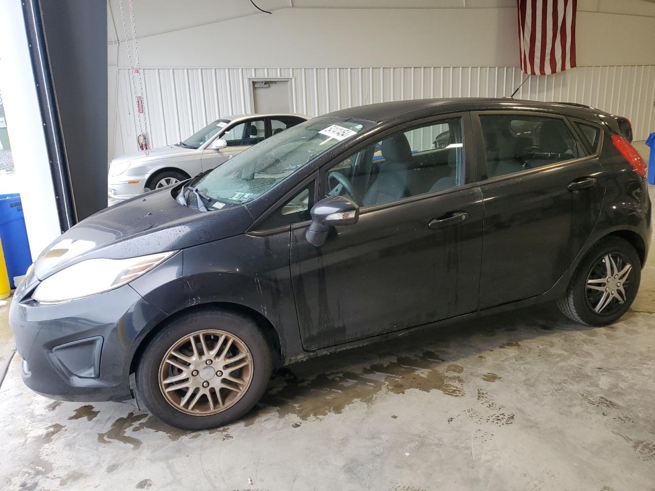 2013 Ford Fiesta Se vin: 3FADP4EJ5DM198881