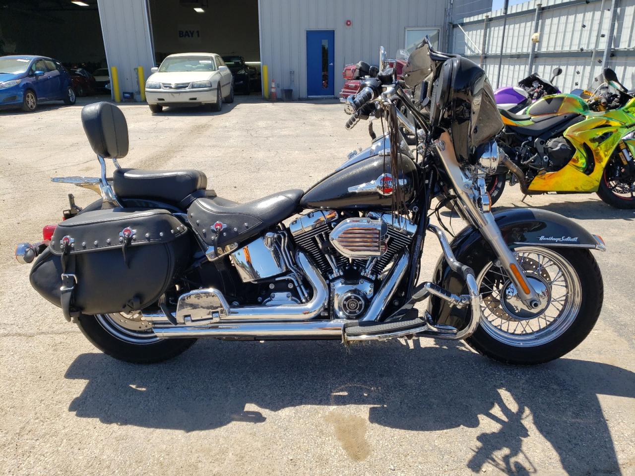 1HD1BWV13HB043426 HARLEY-DAVIDSON FLSTC HERI 2017