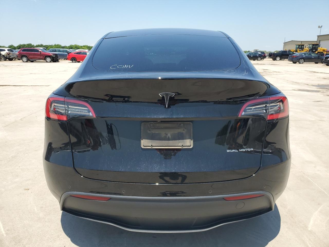 5YJYGDEE9MF108568 2021 Tesla Model Y