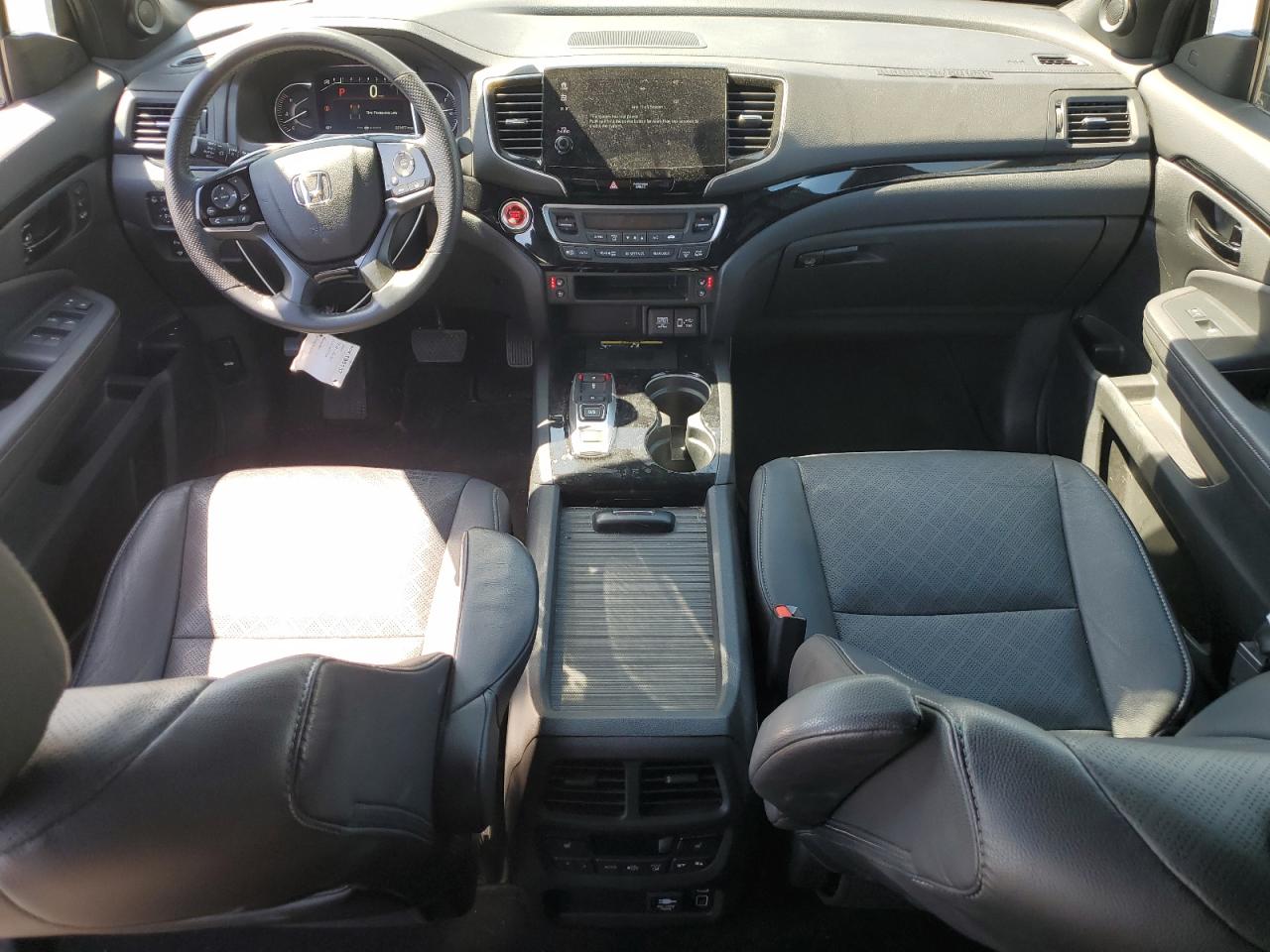 5FNYF8H02NB005682 2022 Honda Passport Elite