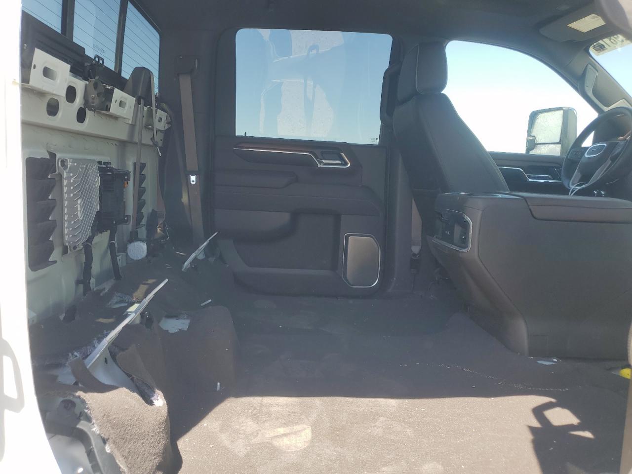 1GT49WEY8RF208808 2024 GMC Sierra K3500 Denali