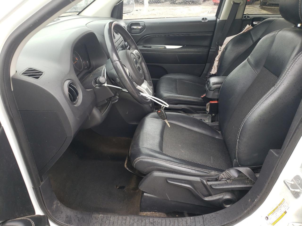 1C4NJDEB5GD645928 2016 Jeep Compass Latitude