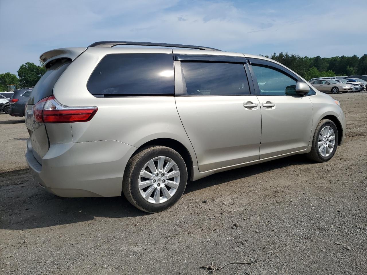 5TDJK3DC1FS096960 2015 Toyota Sienna Le