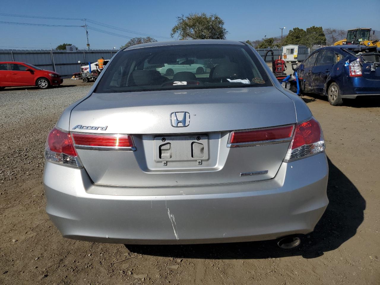 1HGCP2F60BA070449 2011 Honda Accord Se