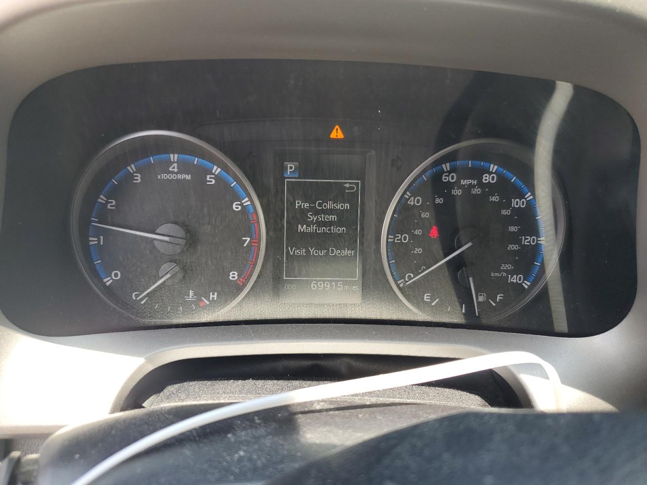 2T3WFREV9HW378214 2017 Toyota Rav4 Xle