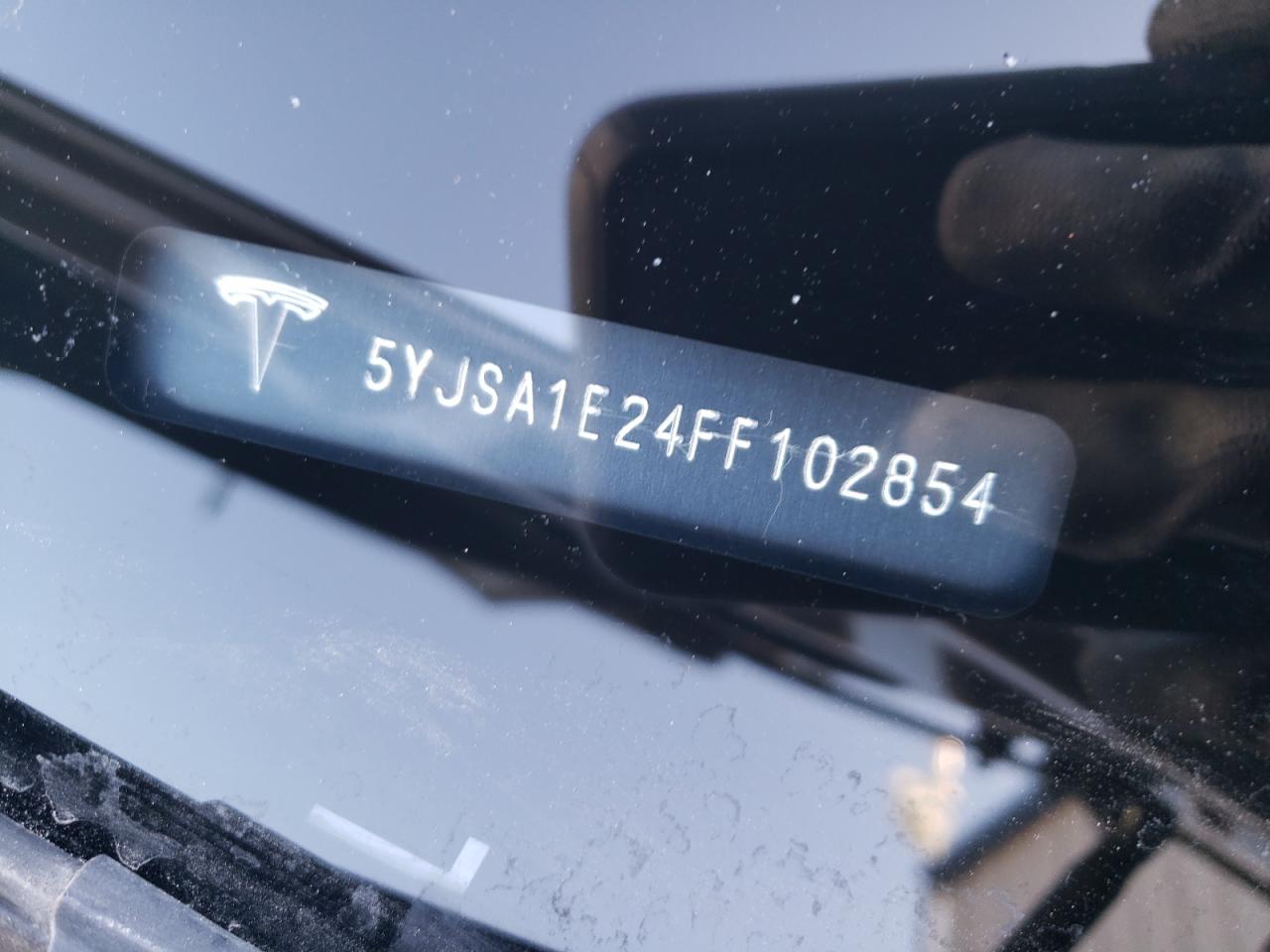 5YJSA1E24FF102854 2015 Tesla Model S