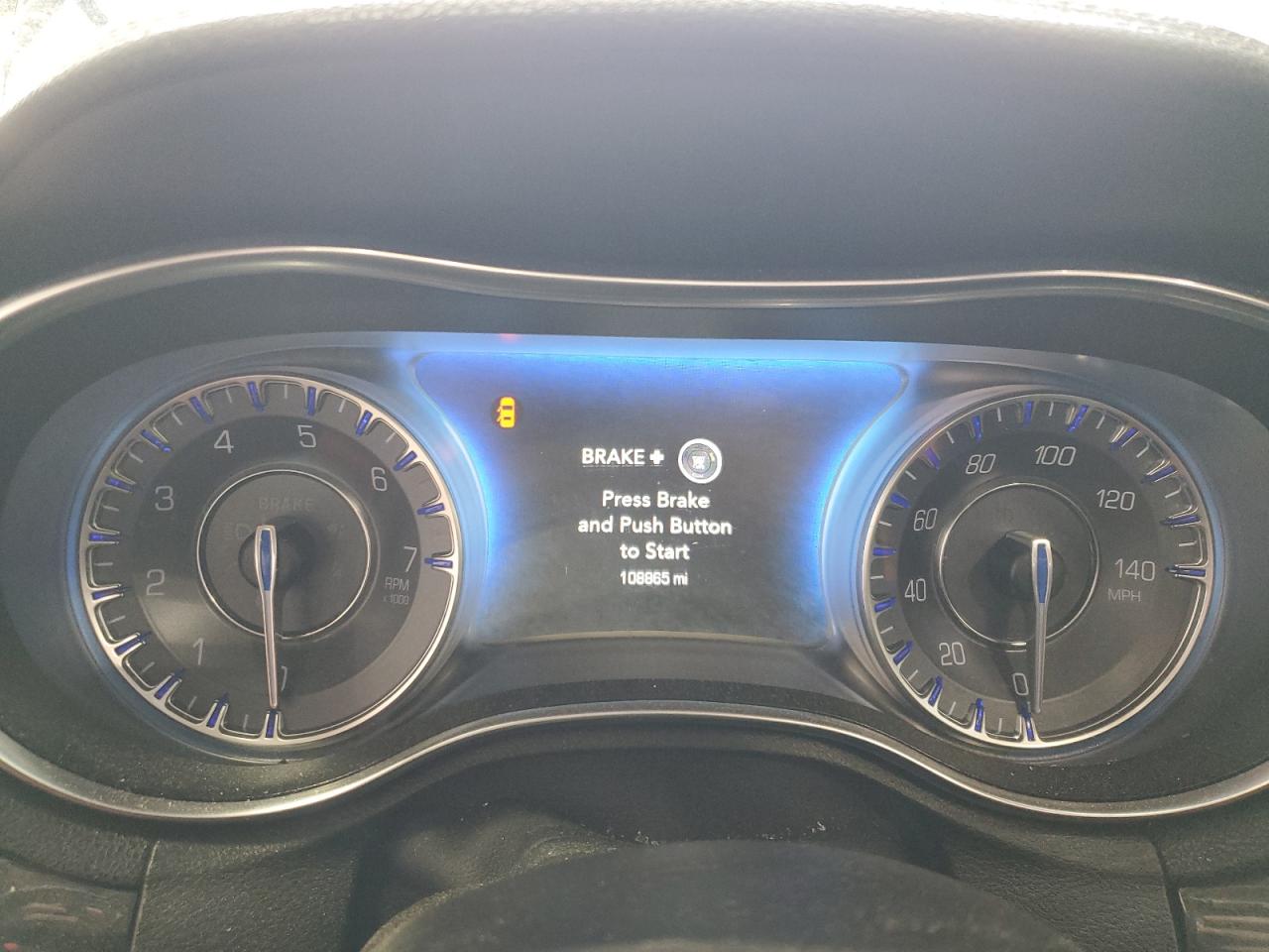 2C3CCAKG6HH565580 2017 Chrysler 300C