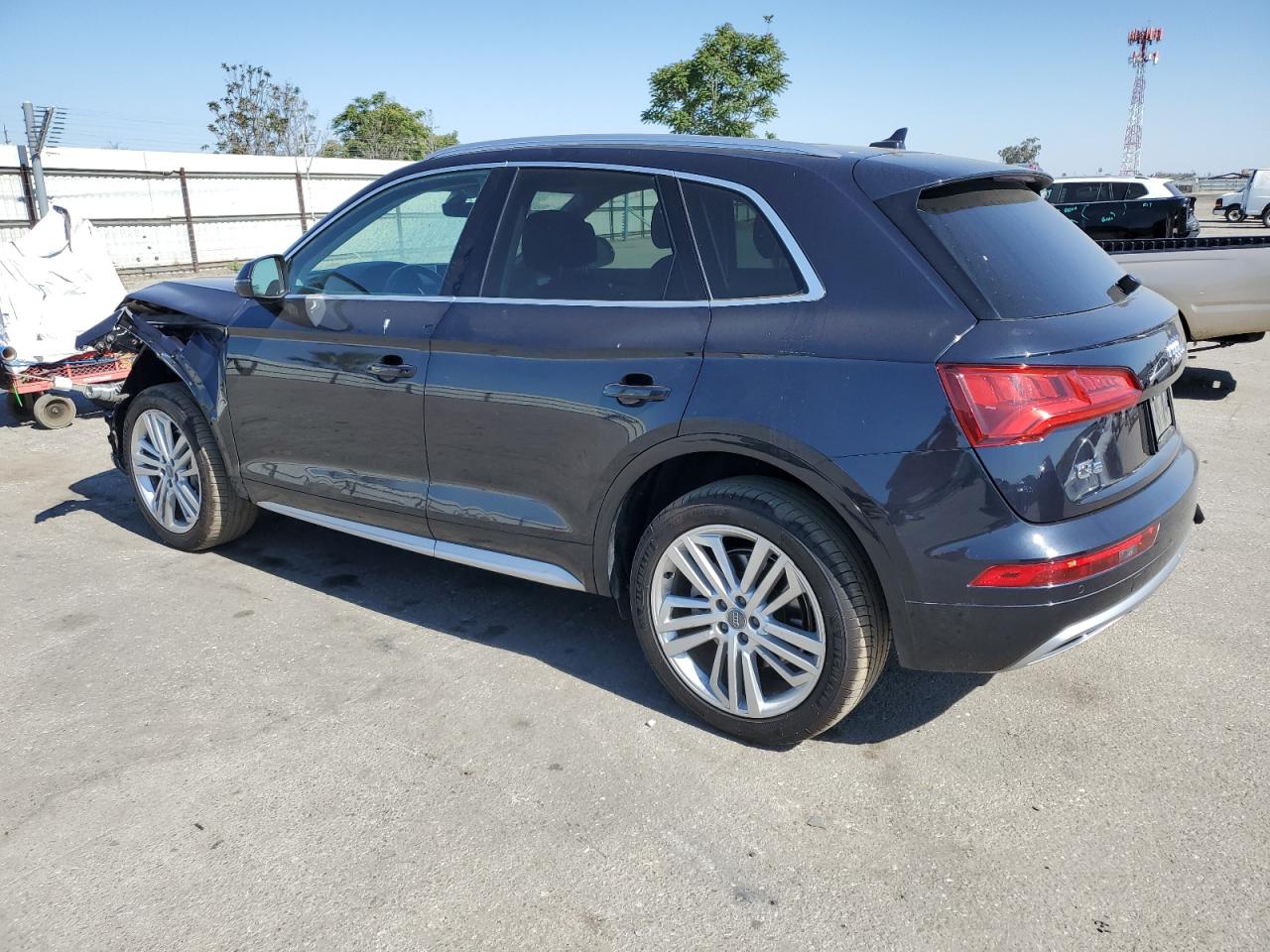 WA1BNAFY9J2239754 2018 Audi Q5 Premium Plus