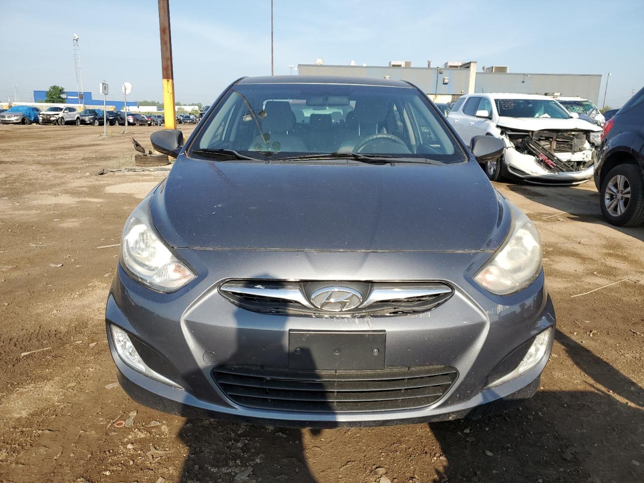 2012 Hyundai Accent Gls vin: KMHCU4AE2CU076492