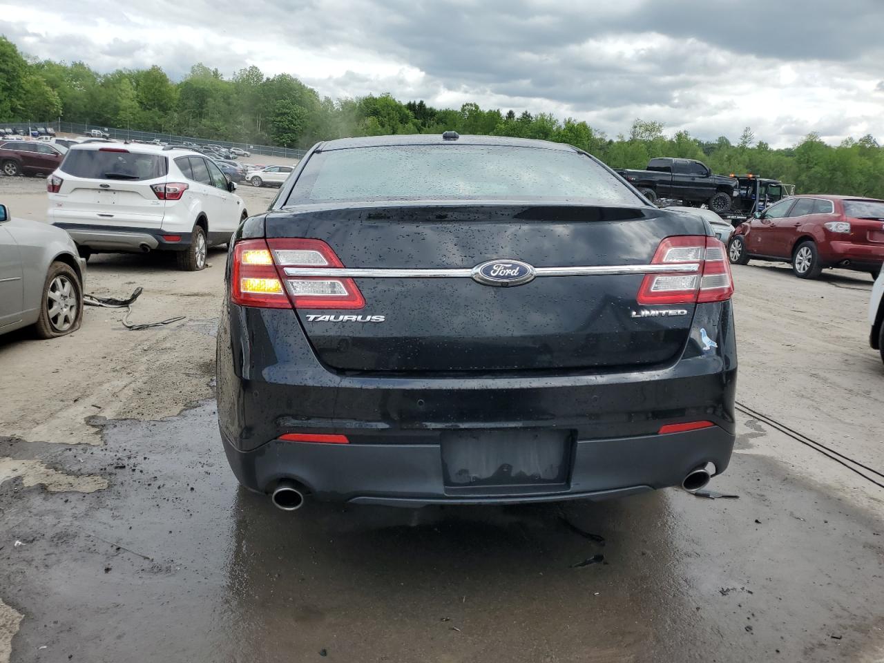 1FAHP2F81HG115271 2017 Ford Taurus Limited