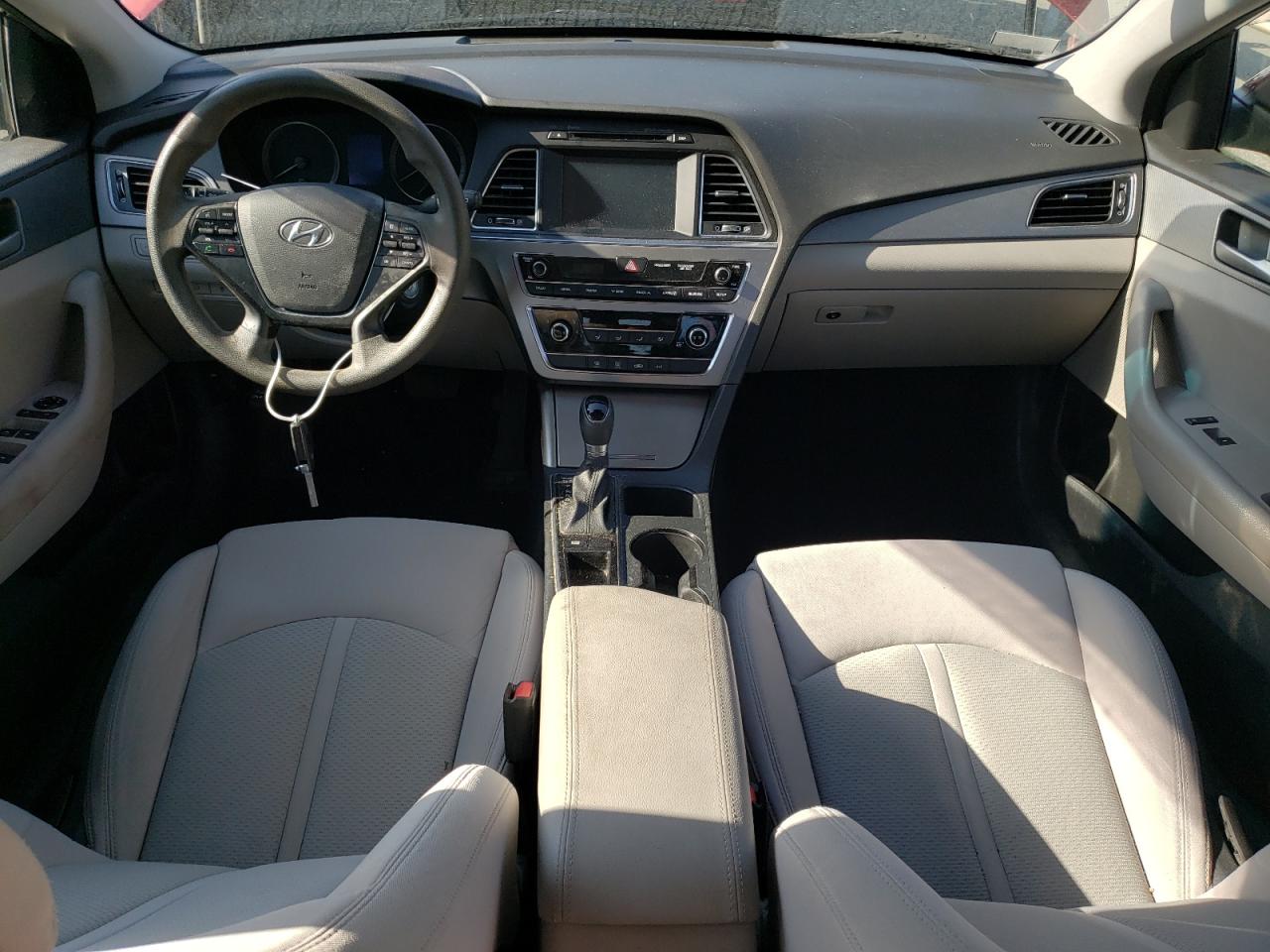 2016 Hyundai Sonata Se vin: 5NPE24AF7GH431474