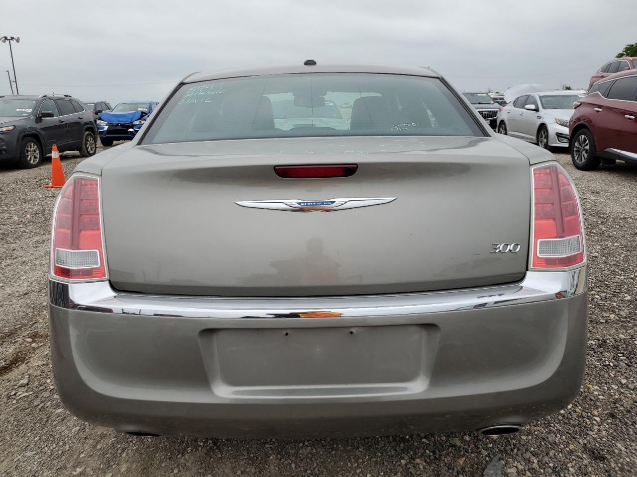 2C3CCAAG3EH200061 2014 Chrysler 300