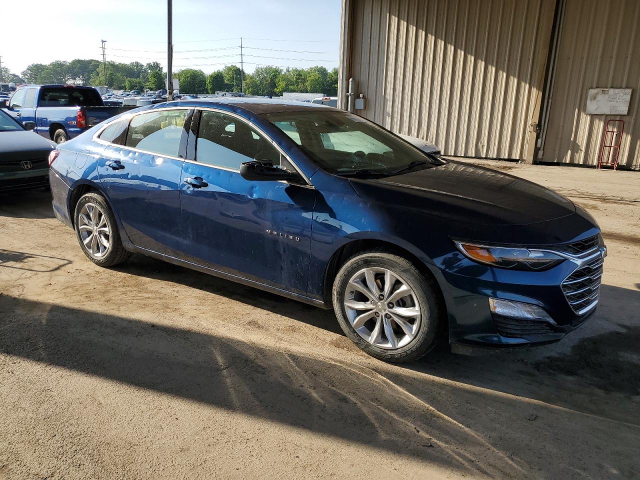 1G1ZD5ST5KF214877 2019 Chevrolet Malibu Lt