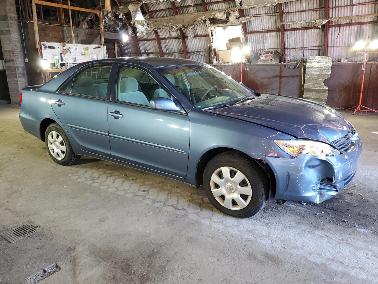 4T1BE30K44U794296 2004 Toyota Camry Le