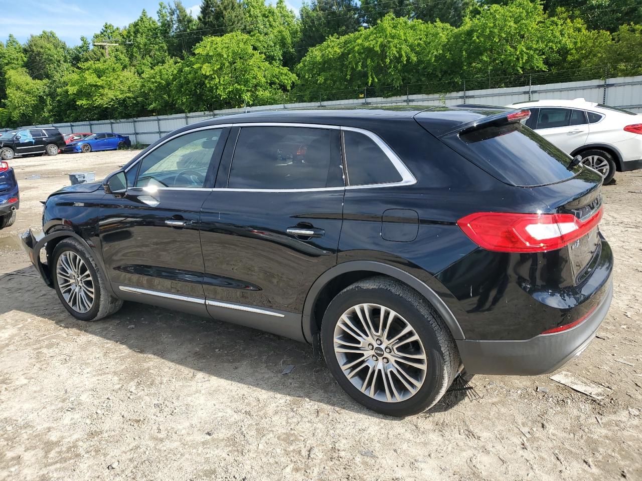 2LMPJ8LR7HBL30443 2017 Lincoln Mkx Reserve