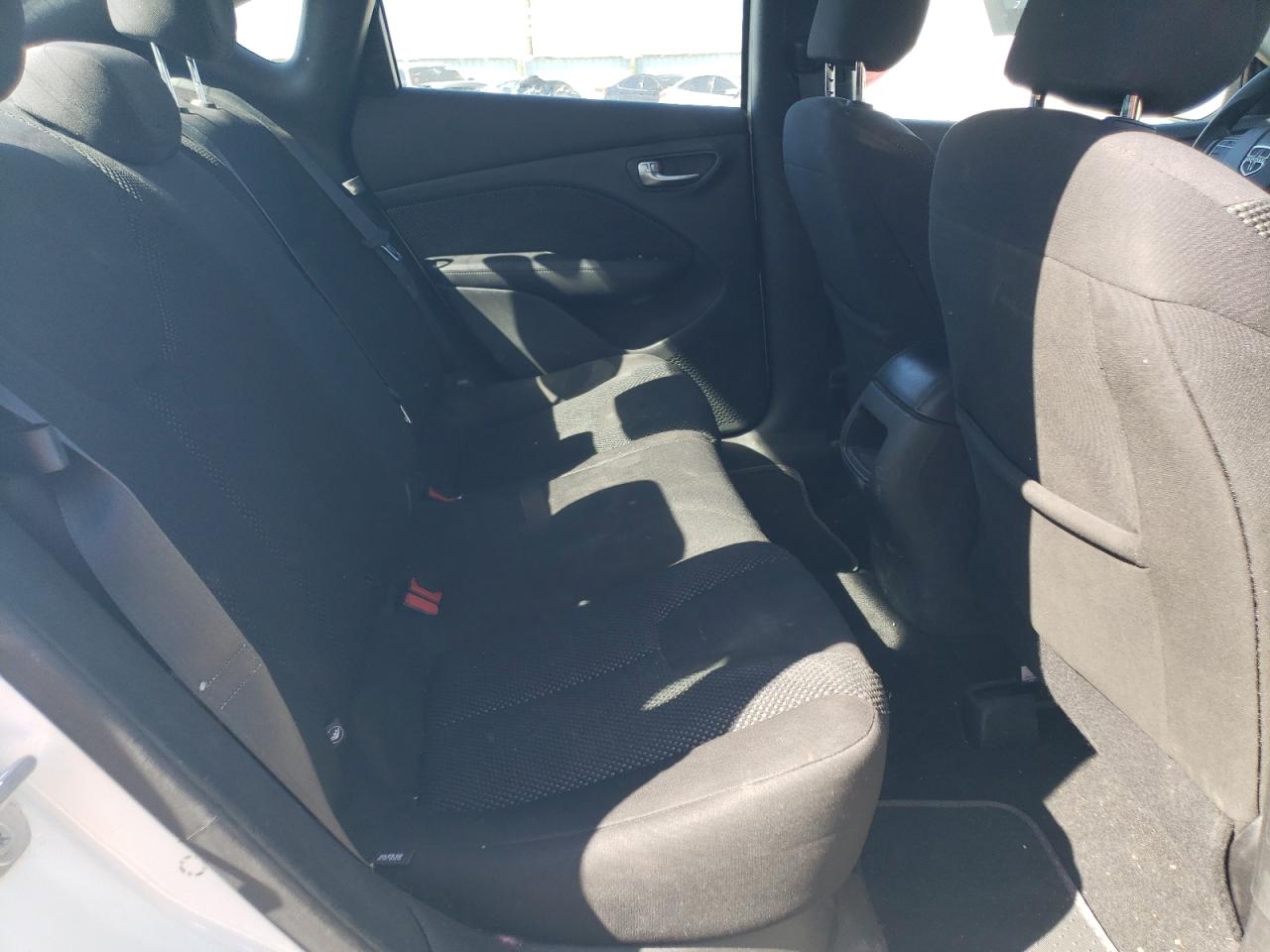 1C3CDFAA1ED865138 2014 Dodge Dart Se