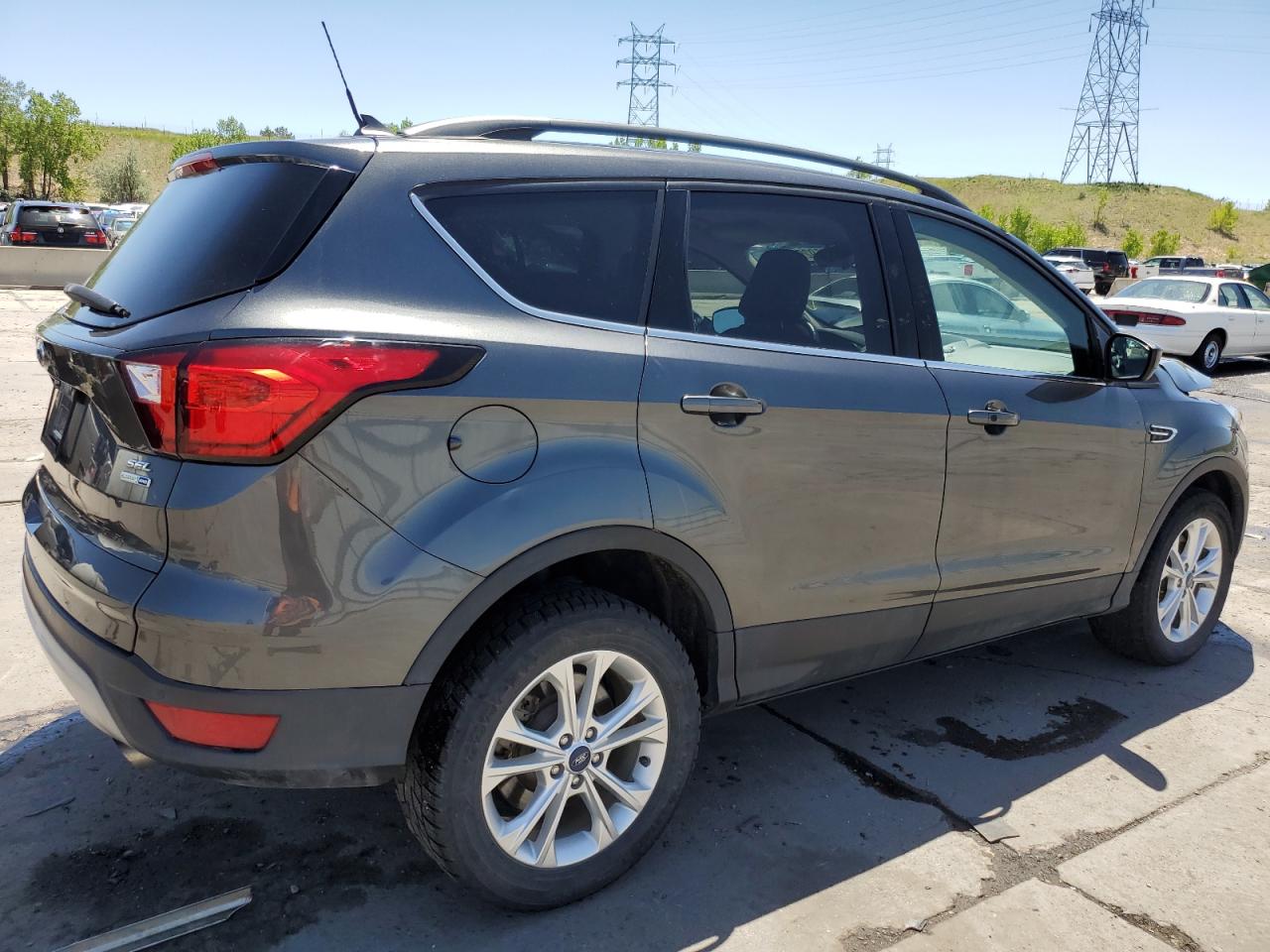 2019 Ford Escape Sel vin: 1FMCU9HD8KUB03560