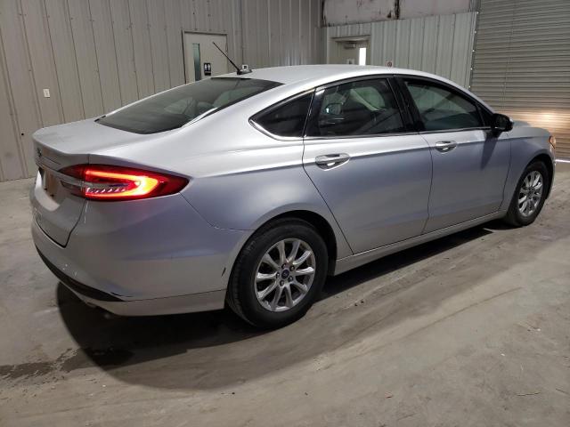 VIN 3FA6P0G78JR165911 2018 Ford Fusion, S no.3