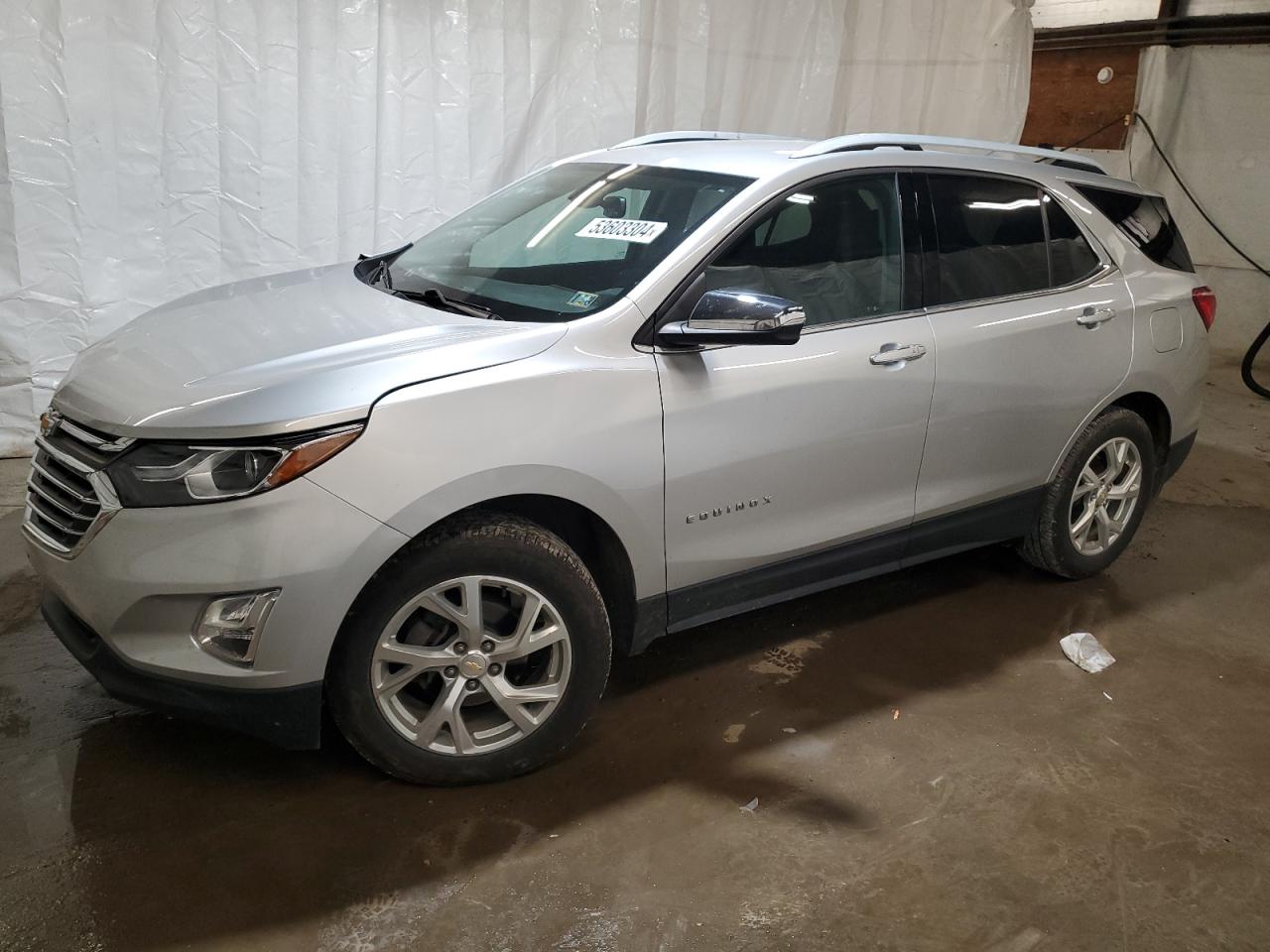 2GNAXVEV8J6126723 2018 Chevrolet Equinox Premier