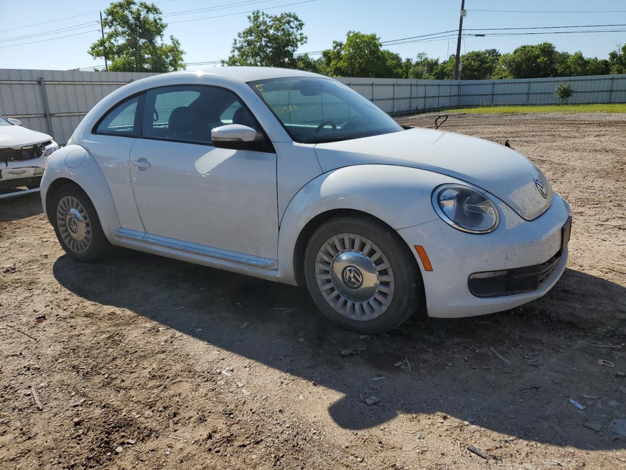 3VWJ17AT7EM663215 2014 Volkswagen Beetle