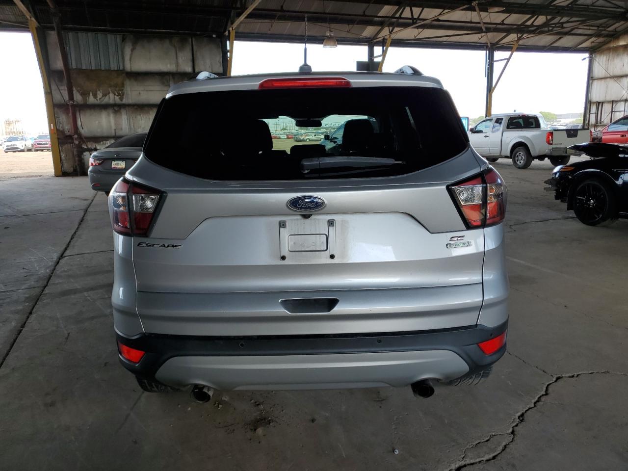 1FMCU0GD8HUB61688 2017 Ford Escape Se