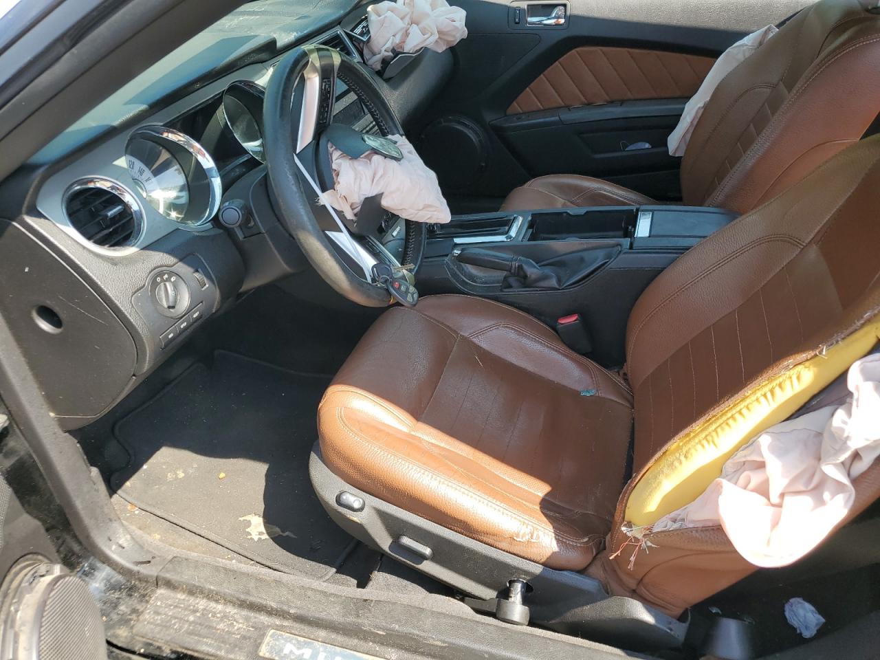 1ZVBP8AM0B5126303 2011 Ford Mustang