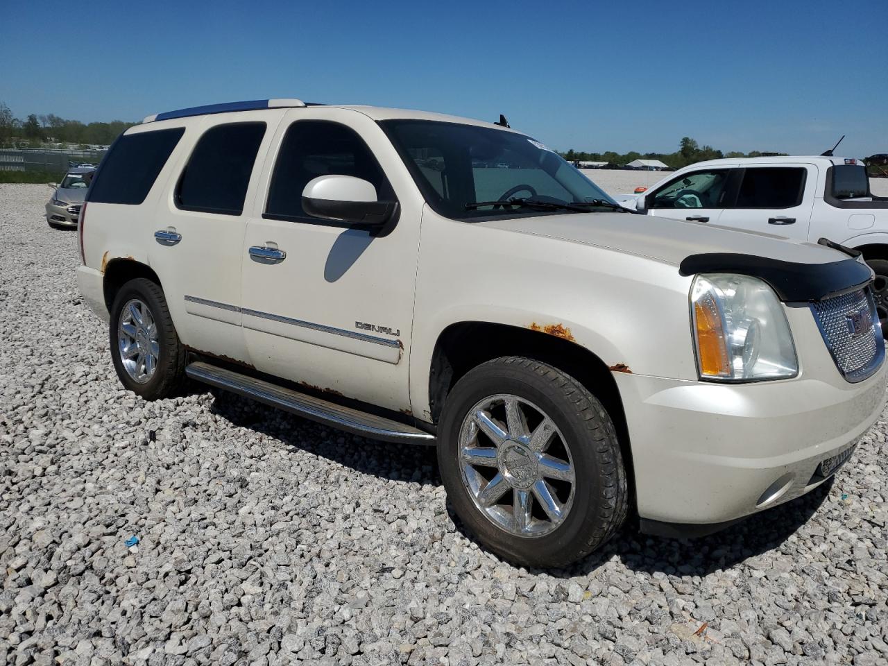 1GKUKEEF1AR139335 2010 GMC Yukon Denali