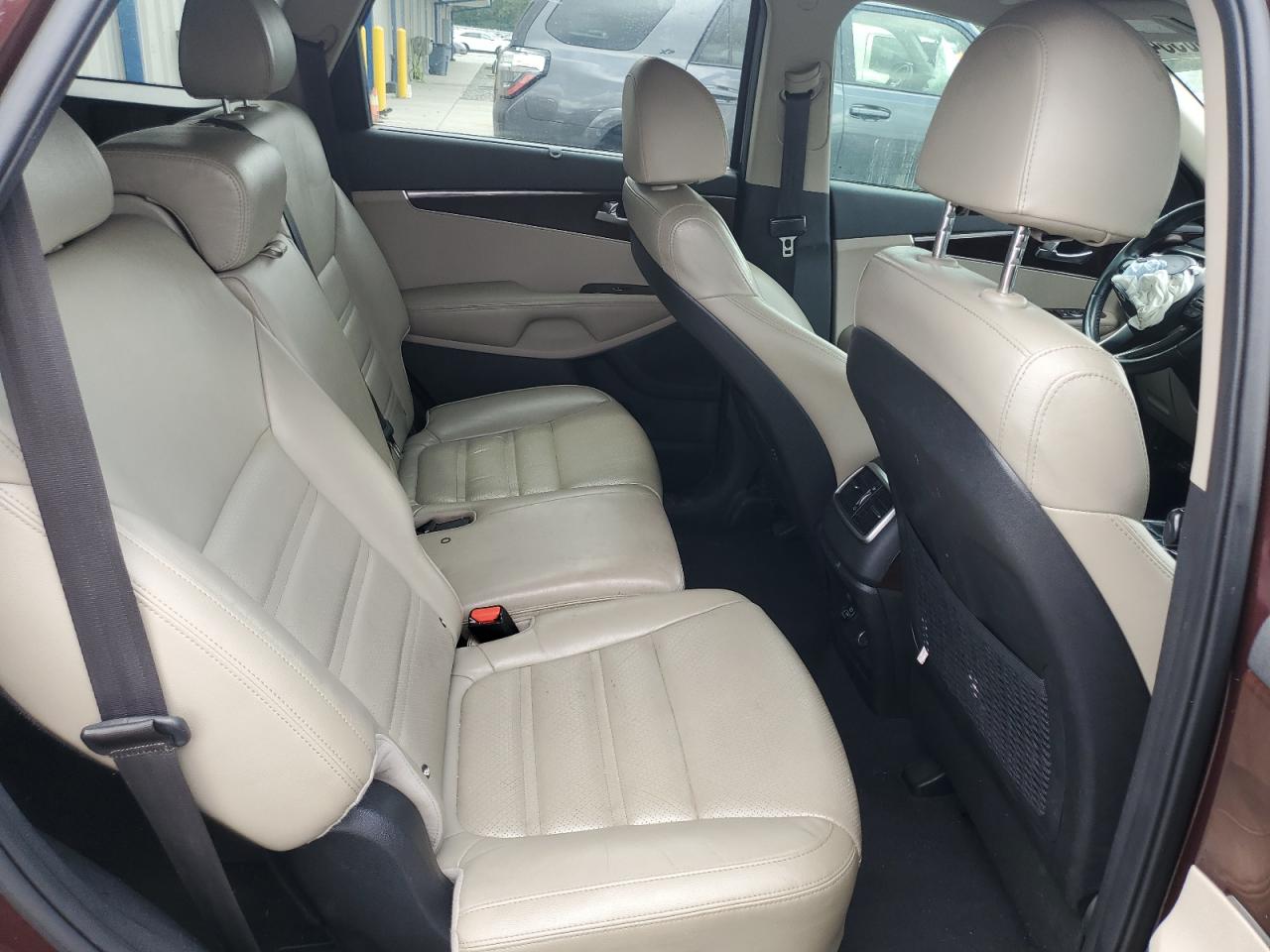 5XYPH4A56JG427073 2018 Kia Sorento Ex