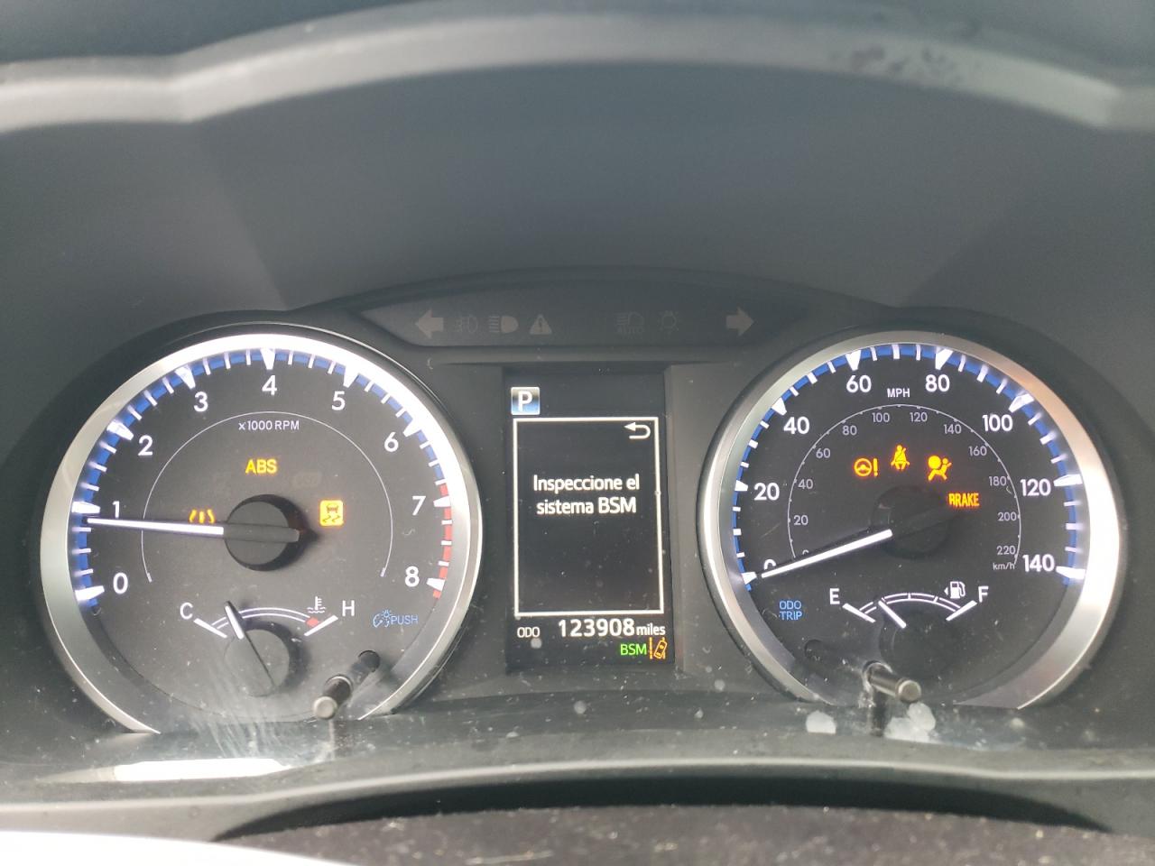 5TDBZRFH4KS722684 2019 Toyota Highlander Le