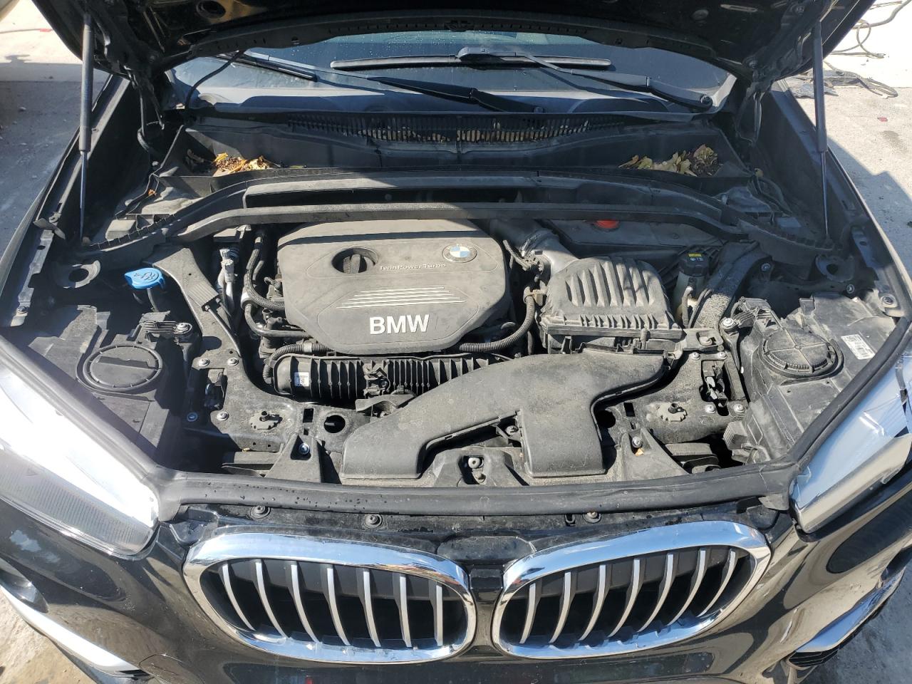 WBXHU7C30J5H40745 2018 BMW X1 Sdrive28I