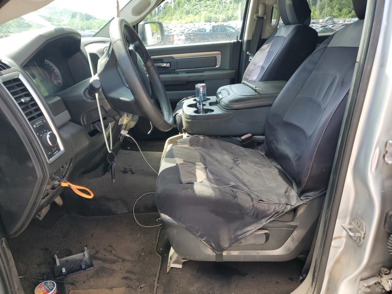 1C6RR7TT0KS513291 2019 Ram 1500 Classic Slt