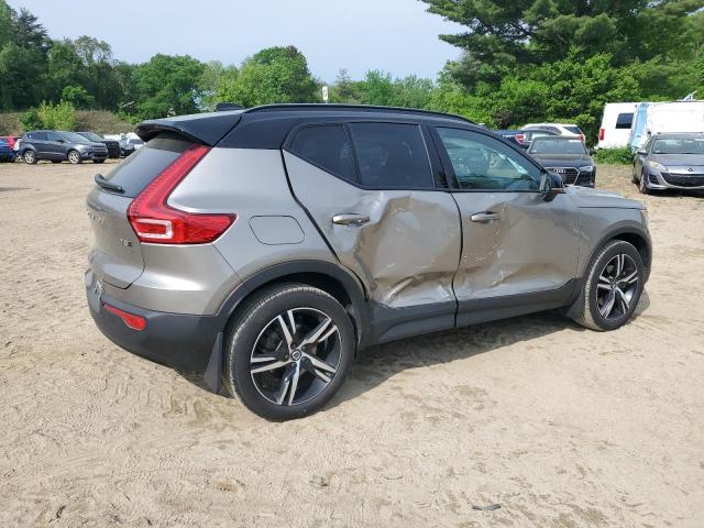 2022 Volvo Xc40 T5 R-Design VIN: YV4162UM0N2669082 Lot: 56111174