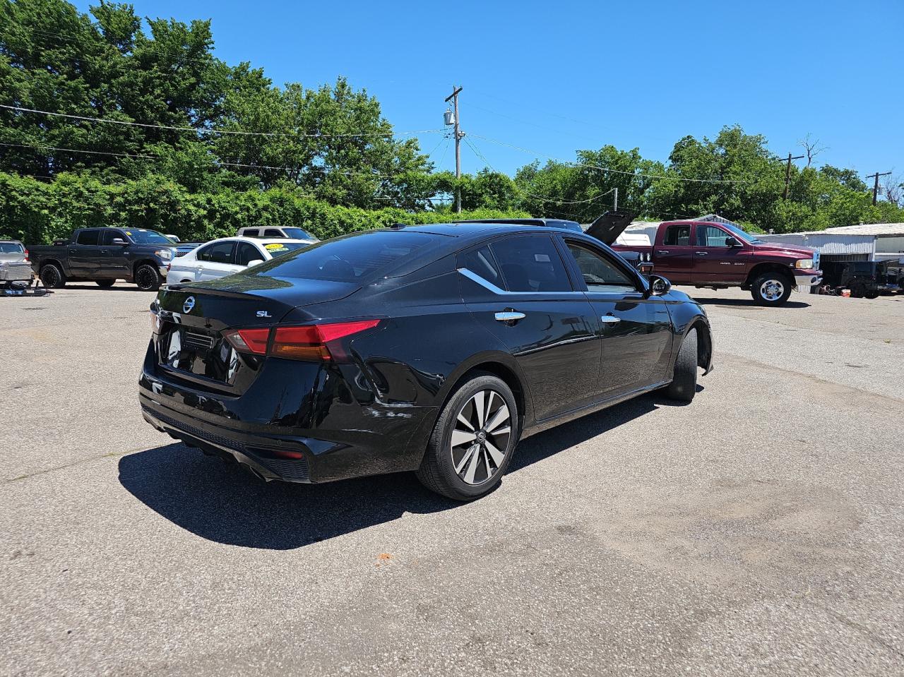 1N4BL4EV2KC168693 2019 Nissan Altima Sl