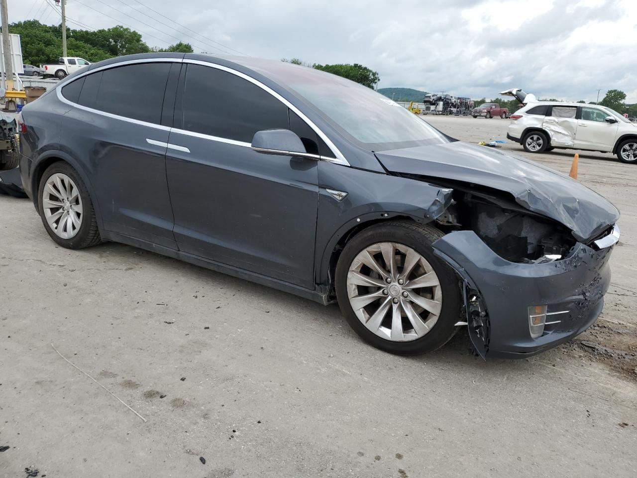 5YJXCBE27GF008829 2016 Tesla Model X